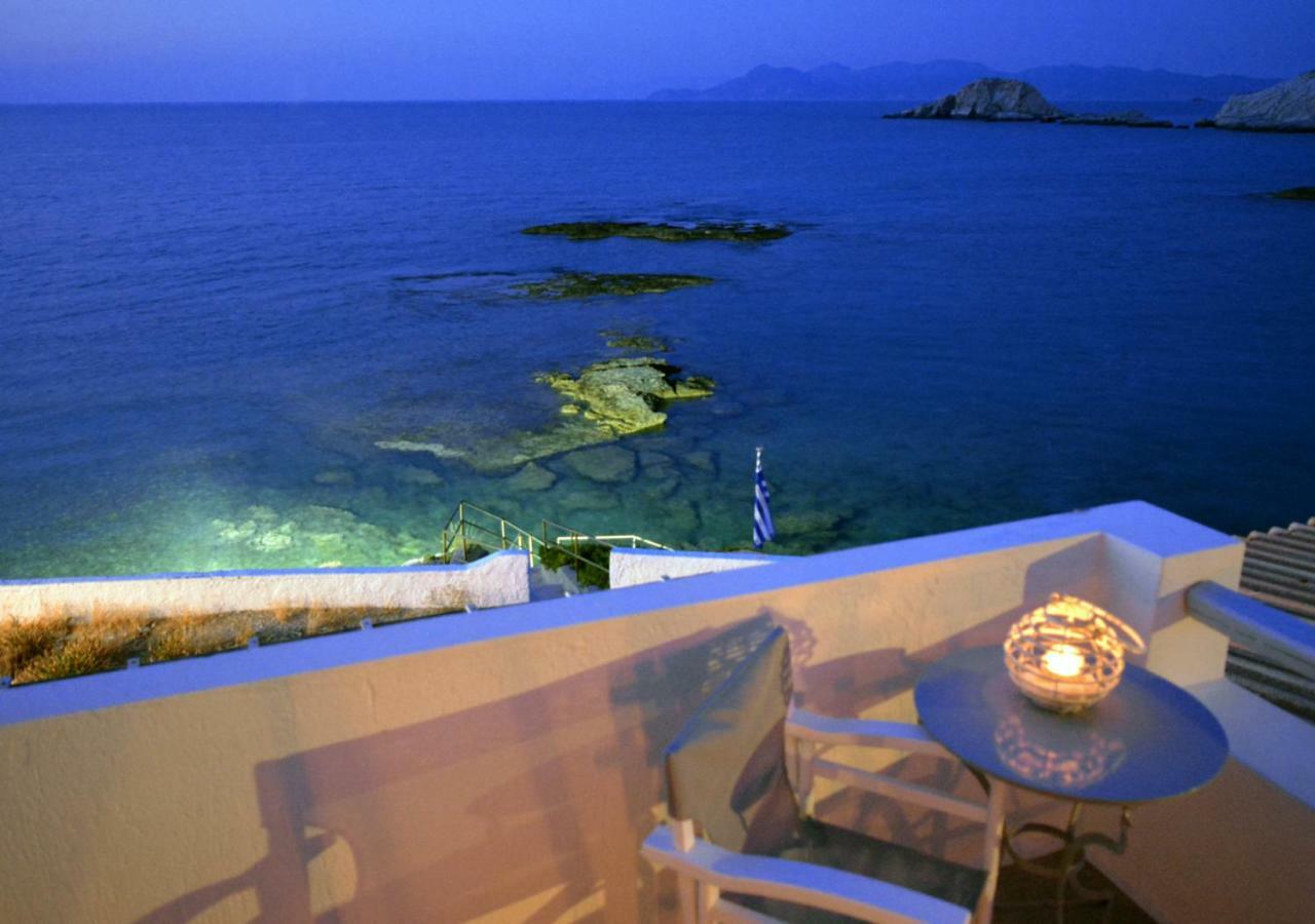 Traditional Waterfront House Mandrakia 외부 사진